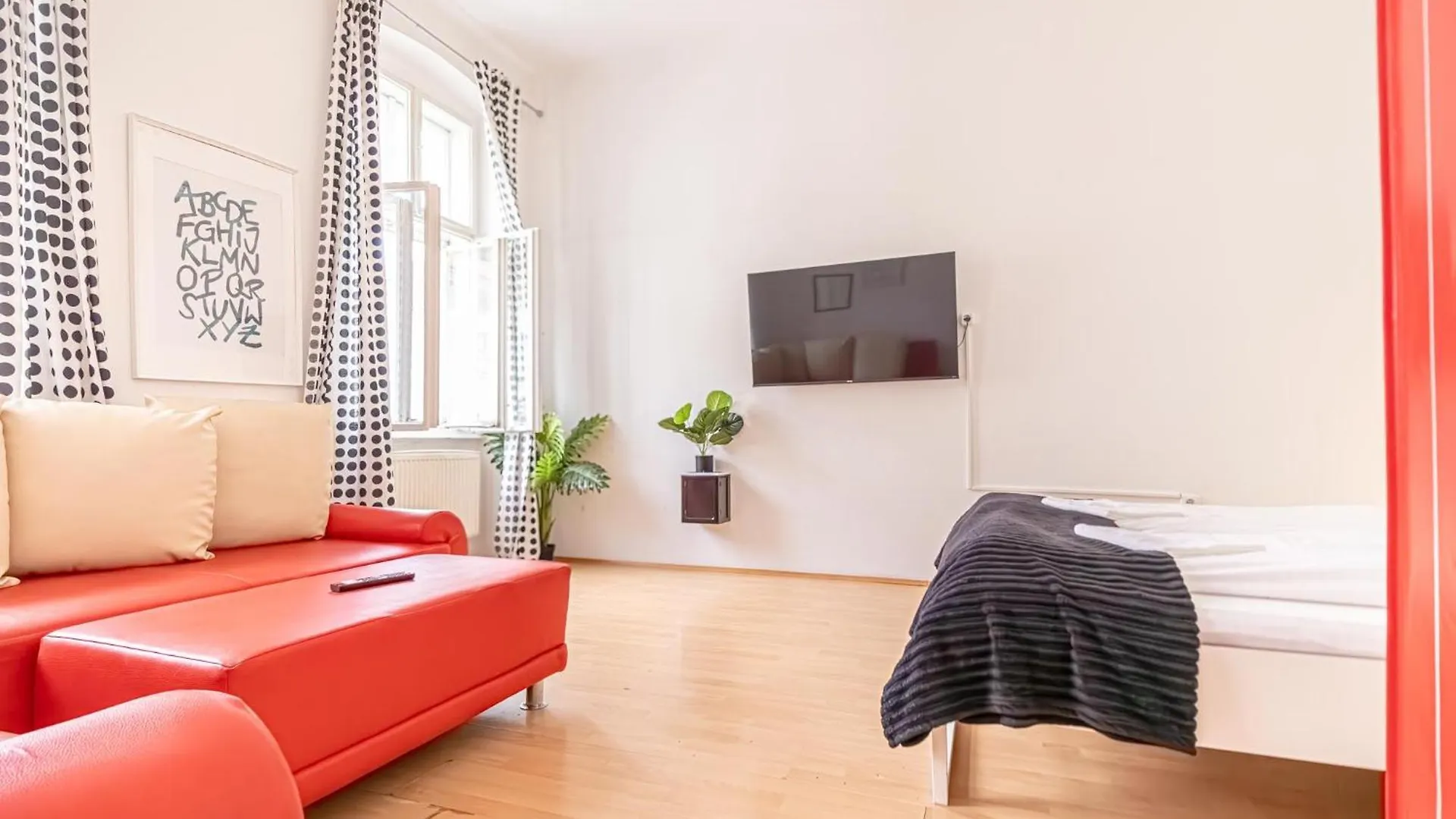 Apartment Viennese 3Br Apt. Near Wiener Stadthalle & Central