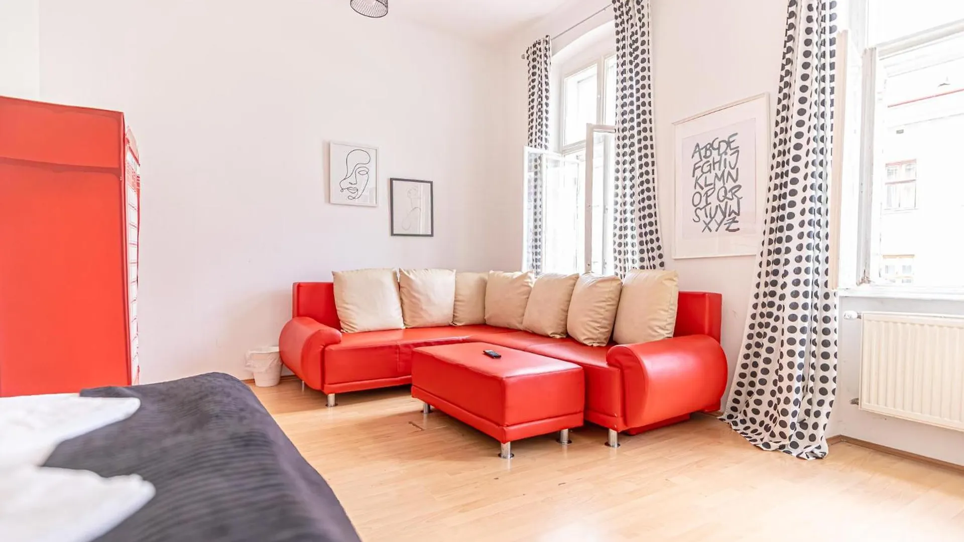 Viennese 3Br Apt. Near Wiener Stadthalle & Central Vienna