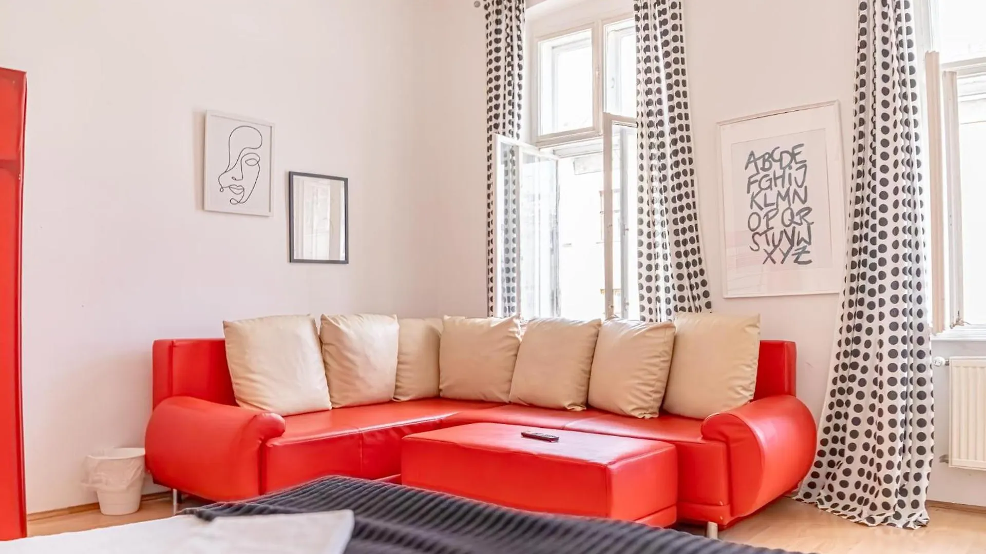Viennese 3Br Apt. Near Wiener Stadthalle & Central Austria