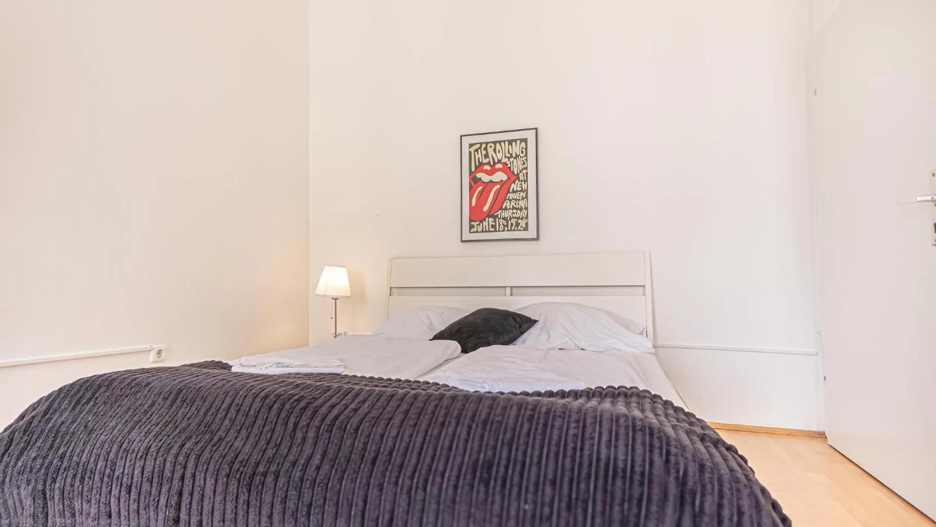 Viennese 3Br Apt. Near Wiener Stadthalle & Central Vienna