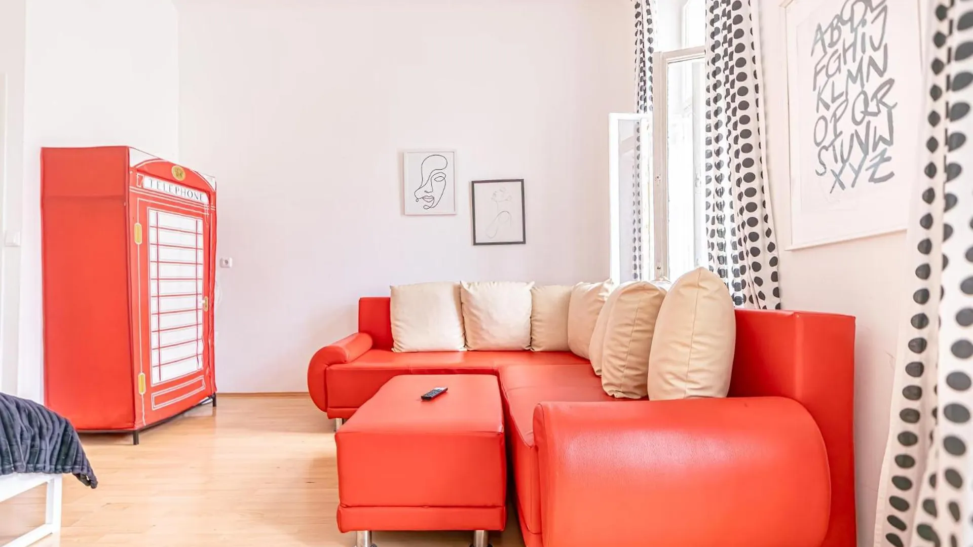 Viennese 3Br Apt. Near Wiener Stadthalle & Central 0*, Vienna Austria
