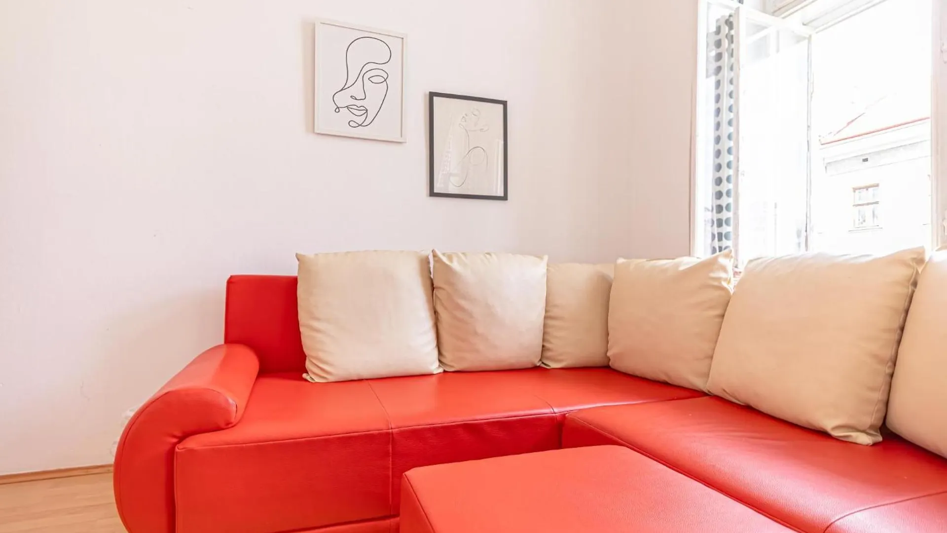 Viennese 3Br Apt. Near Wiener Stadthalle & Central Vienna